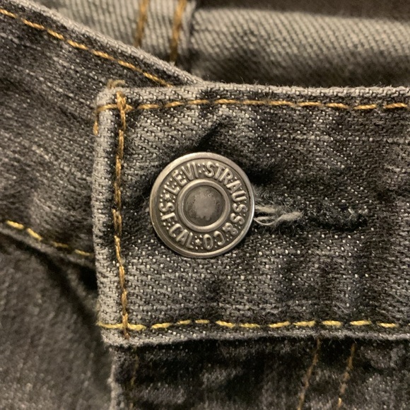 Levis 514 Slim Straight Faded Black Denim - Picture 6 of 7